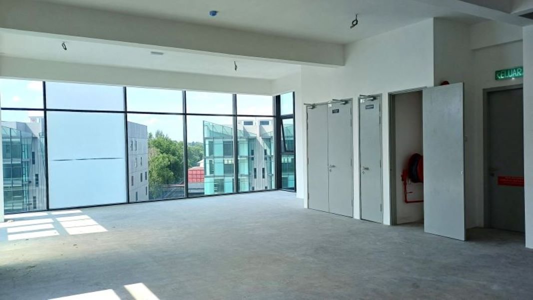 Novus Business Park - 4½-storey Semi‑D factory/warehouse