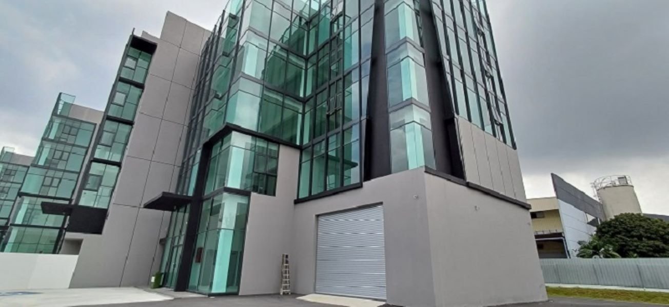 Novus Business Park - 4½-storey Semi‑D factory/warehouse