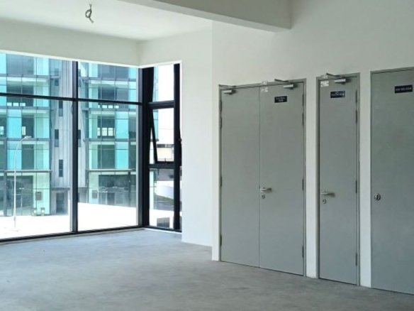 Novus Business Park - 4½-storey Semi‑D factory/warehouse