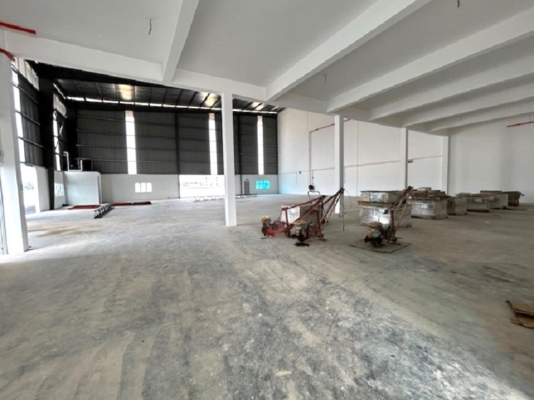Suria Industrial Park - Semi-d Factory Near KLIA Sepang