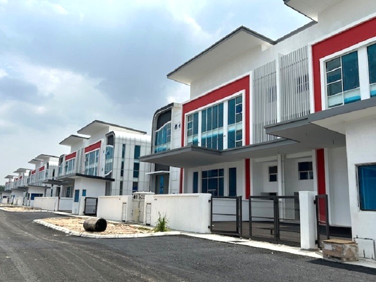 Suria Industrial Park - Semi-d Factory Near KLIA Sepang