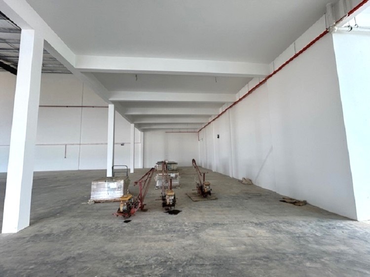 Suria Industrial Park - Semi-d Factory Near KLIA Sepang