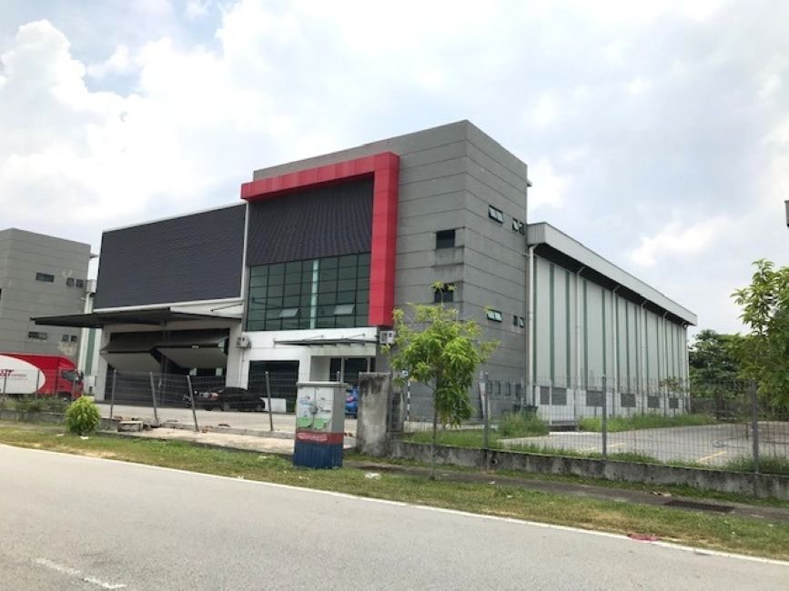 Modern Factory For Sale In Puchong - Secure & Accessible