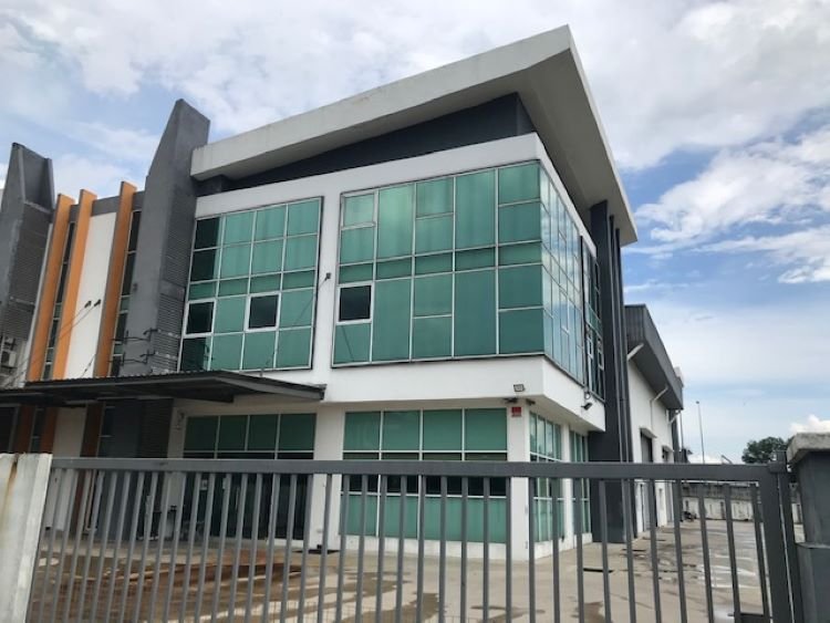 Semi-d Factory for Rent at Signature Industrial Park Lekas 18