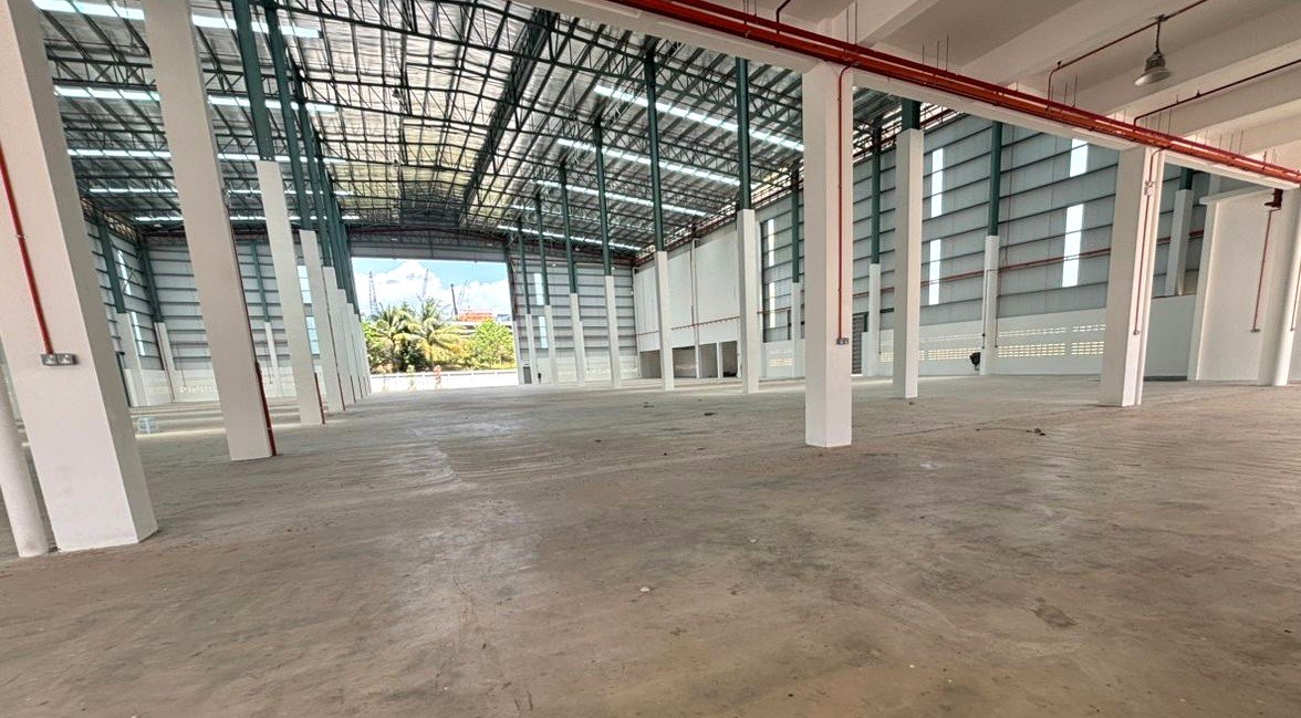 Balakong Factory for Rent - Factory with Loading Bay