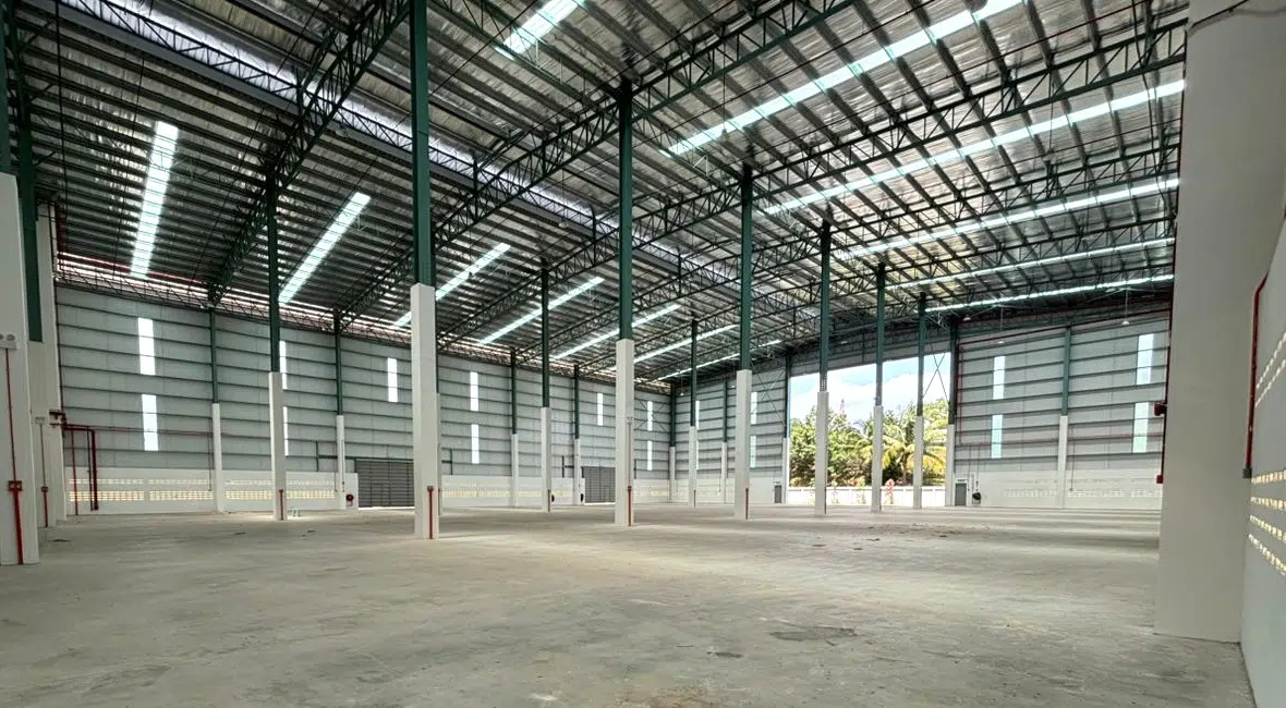 Balakong Factory for Rent - Factory with Loading Bay