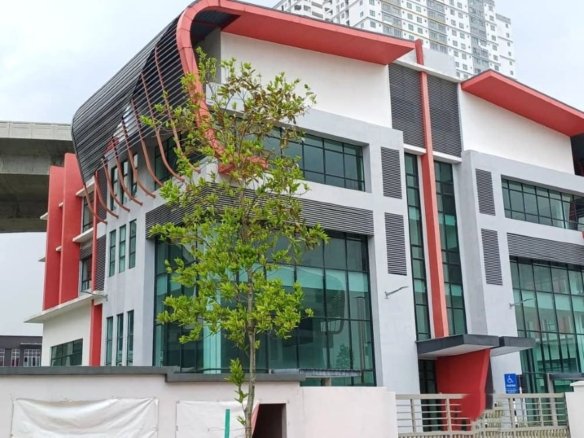 Kota Damansara Warehouse & Factory for Rent - Prime Location