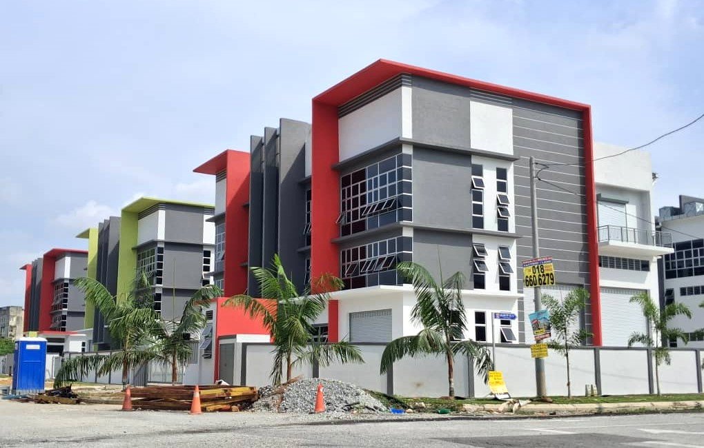 Puchong Semi-d factory for Sale or Rent High Ceiling Industrial