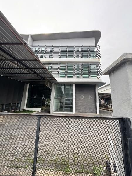 Semi-D Factory for Rent in Nouvelle Industrial Park, Balakong