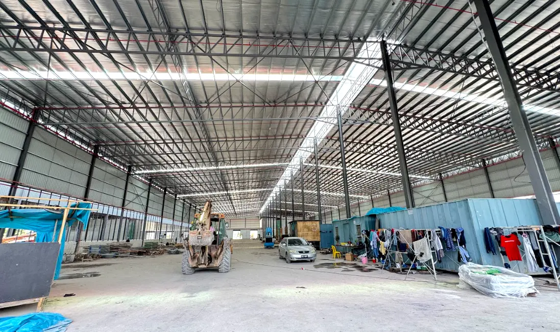 Detached Factory in Bandar Enstek for Sale or Rent Malaysia