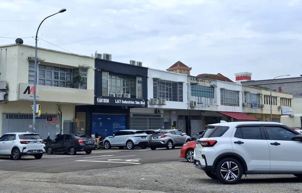 1.5-storey factory for Rent in Kapar, Klang 3000 sq ft industrial unit