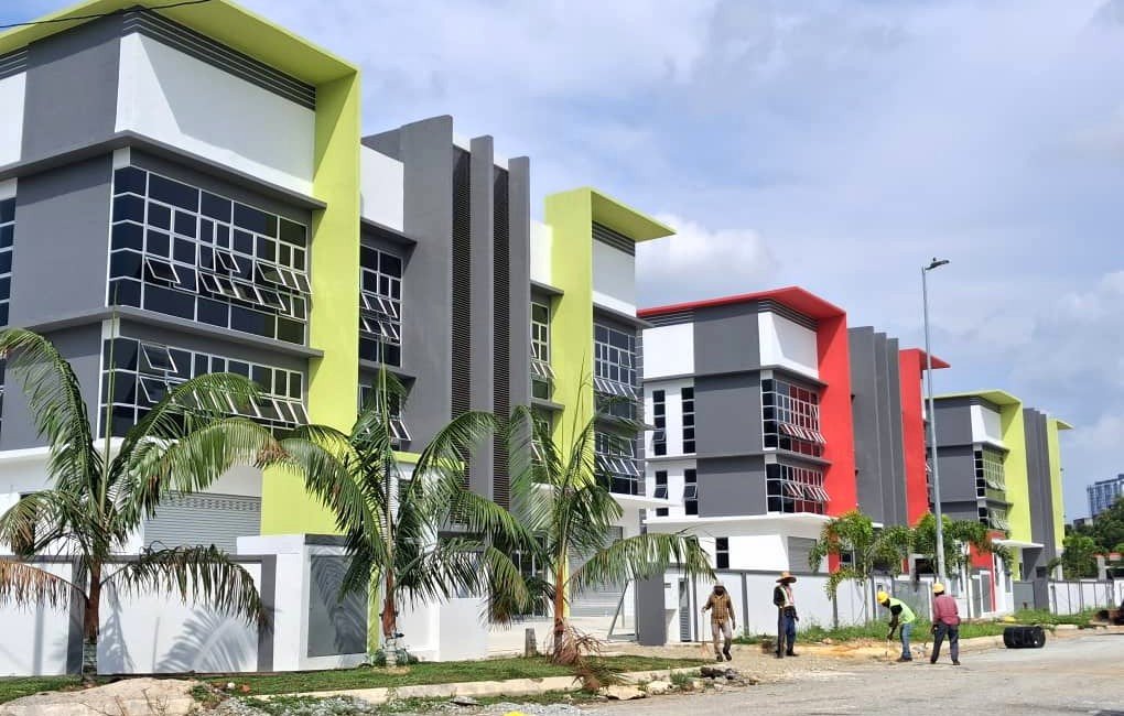 Puchong Factories Rental vs Putra Industrial Park Factory for rent