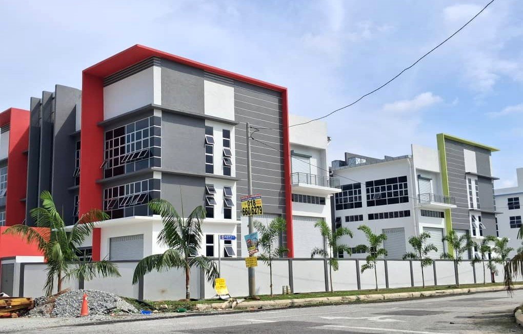 Puchong Factories Rental vs Putra Industrial Park Factory for rent