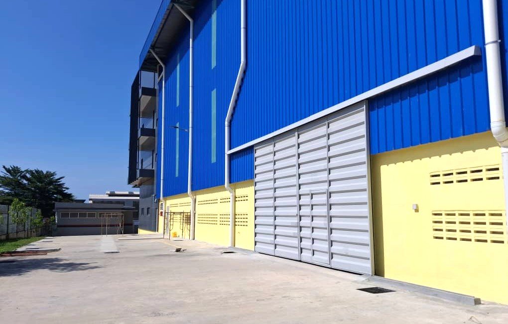 Warehouse for Rent in Balakong Selangor Detached, Loading Bay