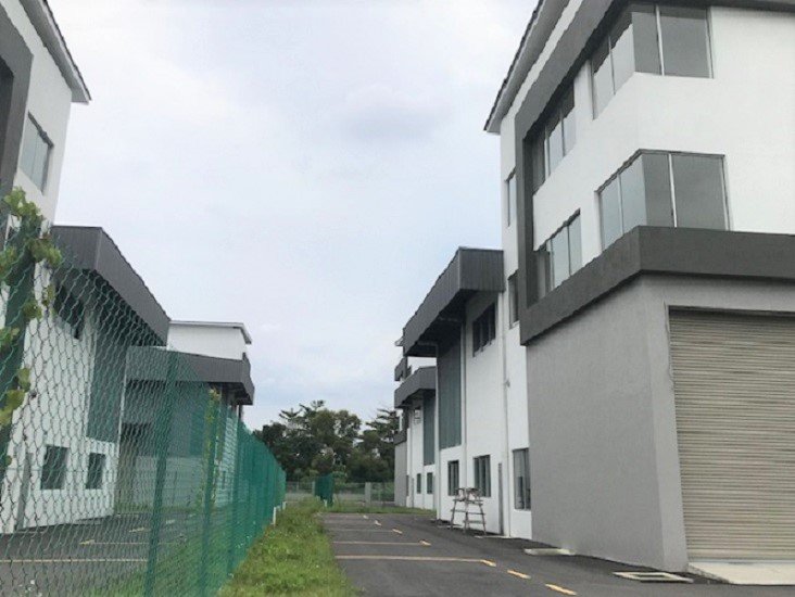 Semi d factory for Rent in Puchong | Spacious Industrial Layout