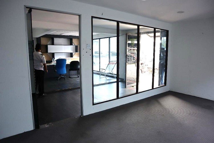 Corner Unit Semi d Factory for Rent in Section U1 Glenmarie